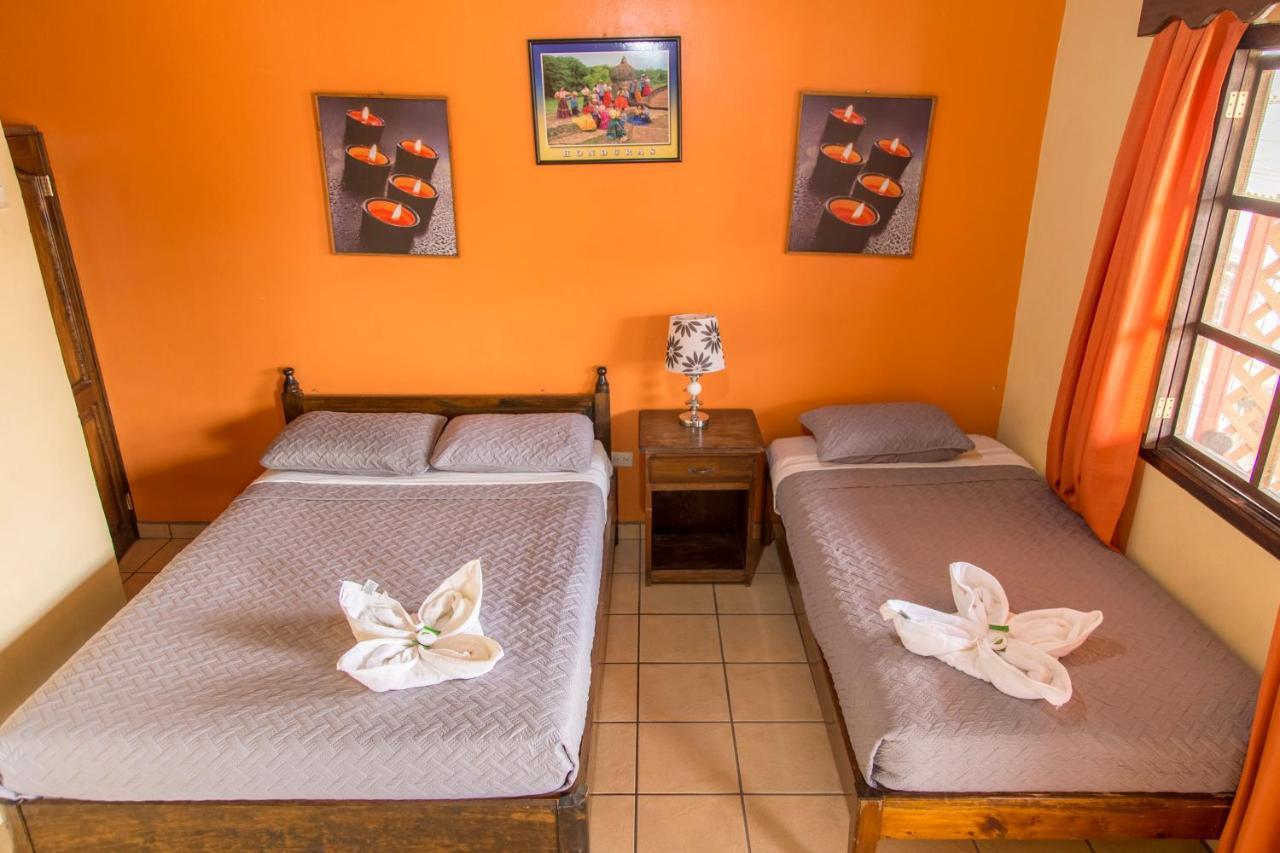 Berakah B&B- Central Park Copán 외부 사진