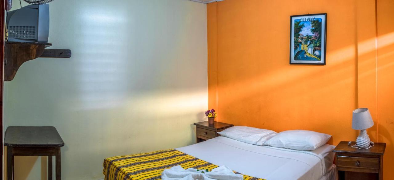 Berakah B&B- Central Park Copán 외부 사진